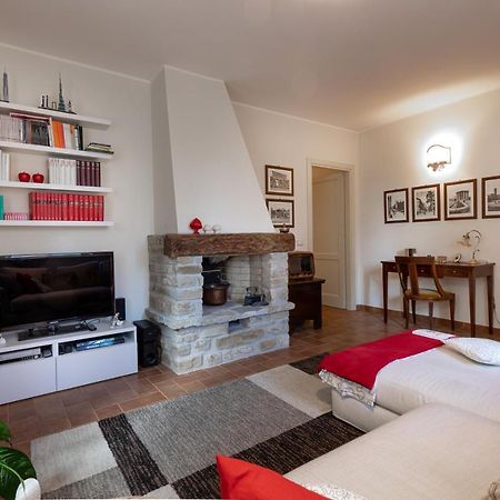 Altra Meta B&B Gubbio Exterior photo